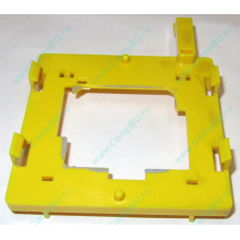 Жёлтый держатель-фиксатор HP 279681-001 для крепления CPU socket 604 к радиатору (Сходня)